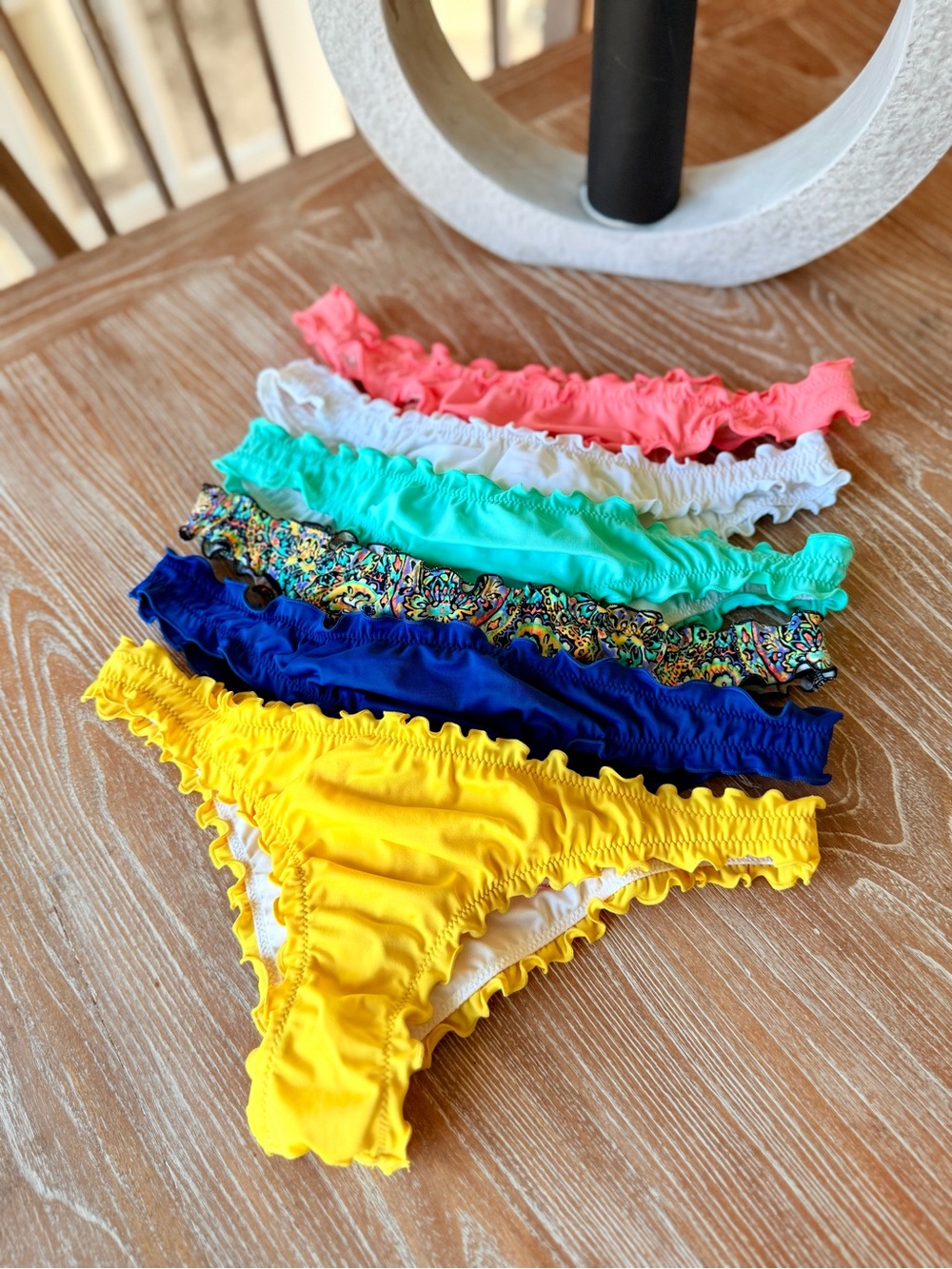 Victoria’s Secret PINK Ruffle Itsy Lot
